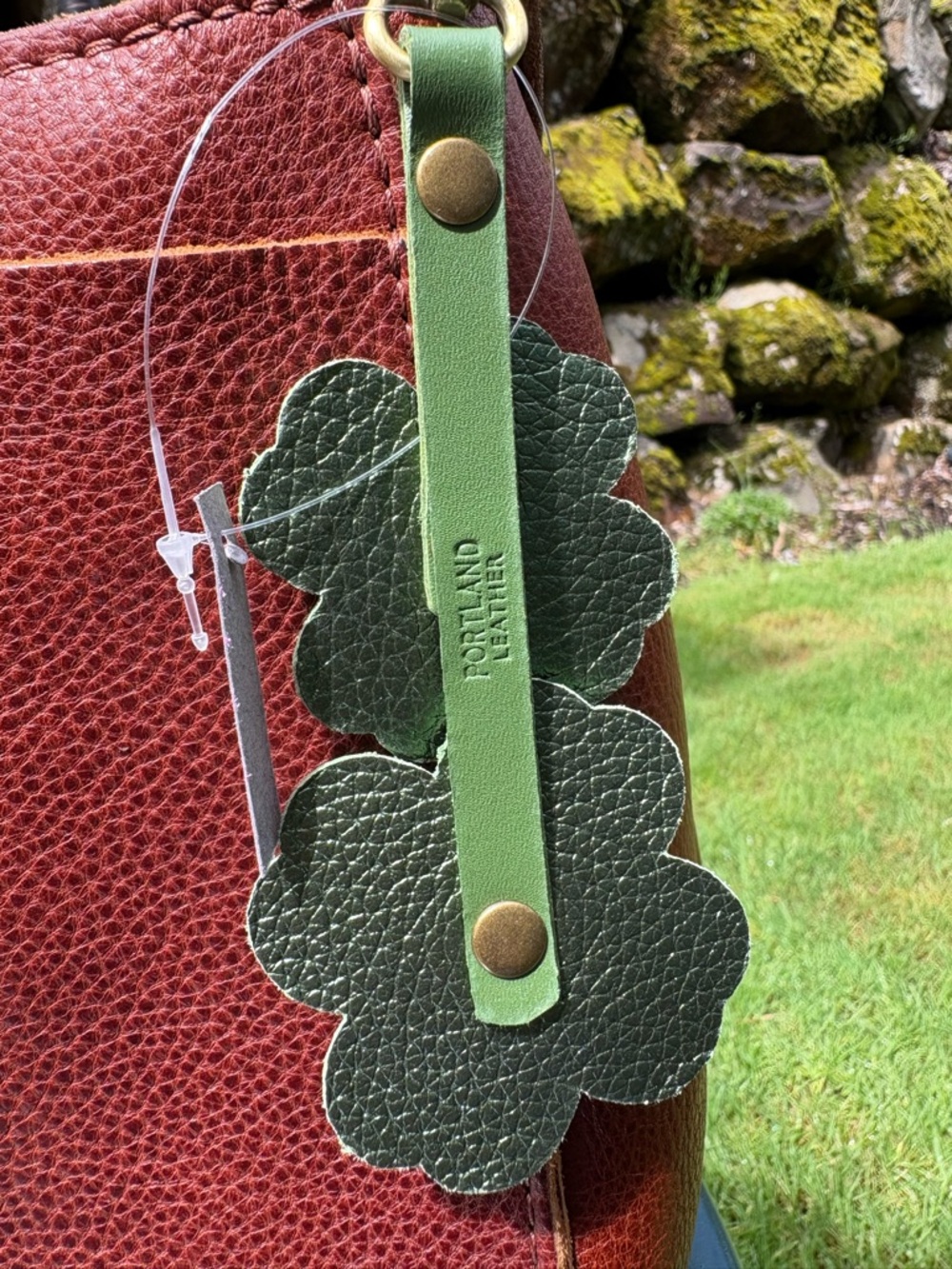 PLG Lucky 4 Leaf Clover Keychain Bag Charm Swivel Lobster Clasp Portland Leather - Picture 2 of 3